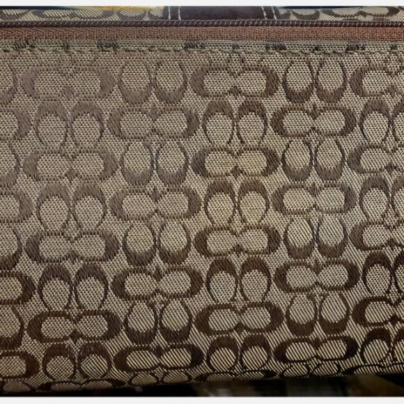 Coach Wallet - Picture 3 of 3